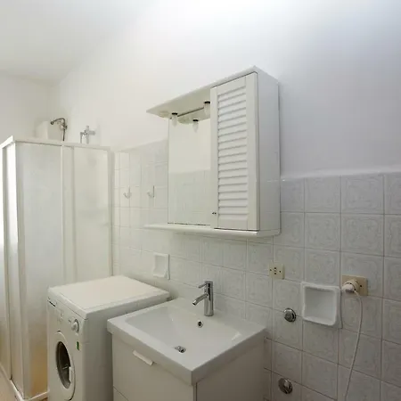 Casette Di Cavi Borgo Apartament *