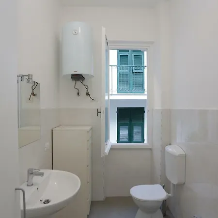 Casette Di Cavi Borgo